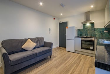 1 bed house, Colum Road, Cathays, Cardiff, CF103EL - Image 1